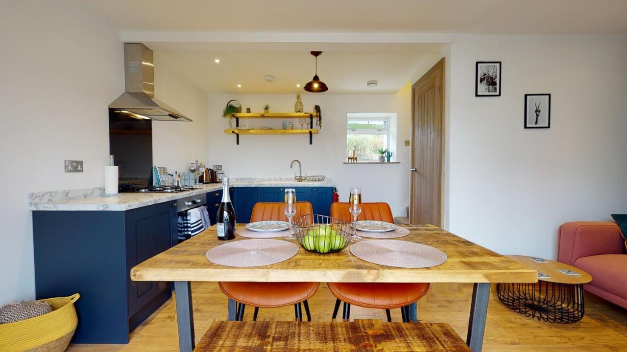 The Little Cottage By Truabode Holiday Lets & Short Lets Newquay - Parking, Wifi & Pet Friendly Brauneberg Exterior photo